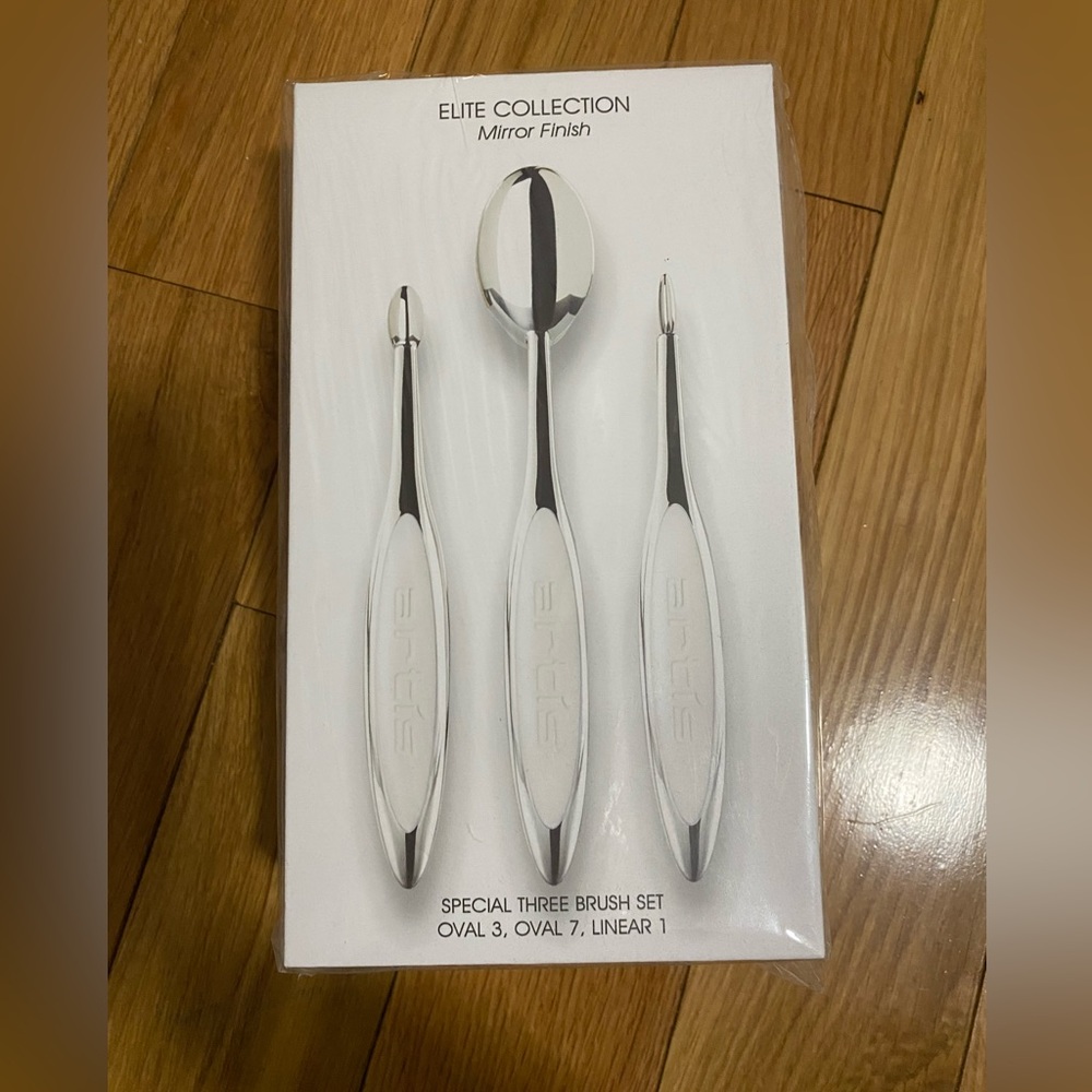 Elite Collection Artís Makeup Spoon Brushes